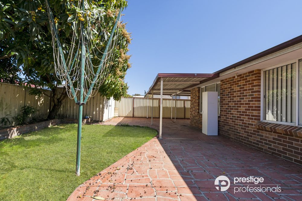 4 Derwent Court, Wattle Grove