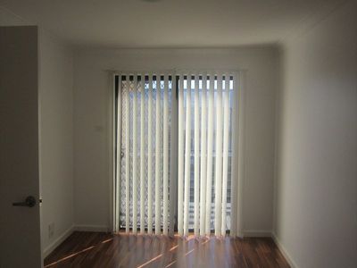 2 / 8 Acacia Street, Windang