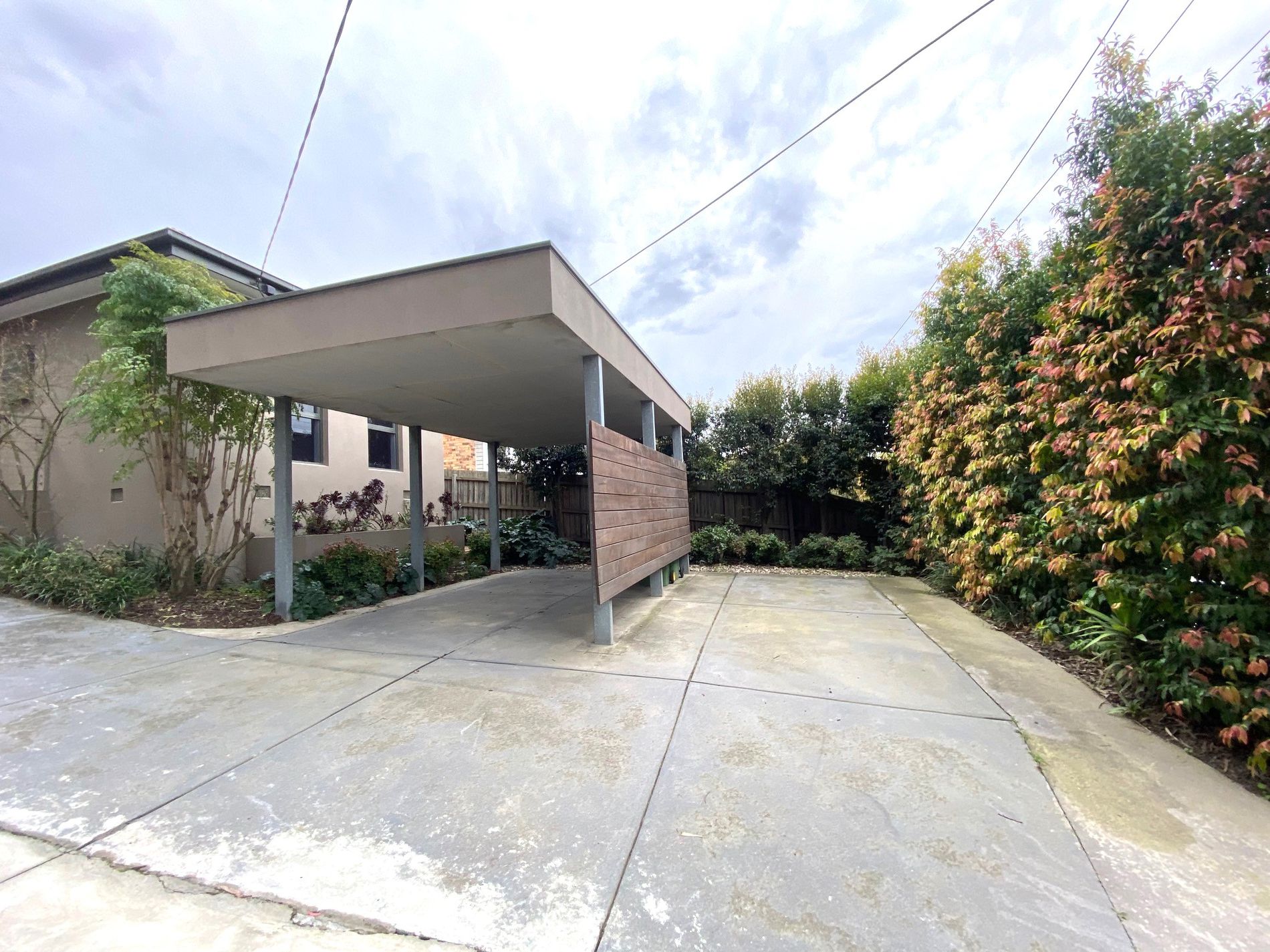 111 Greensborough Road, Macleod