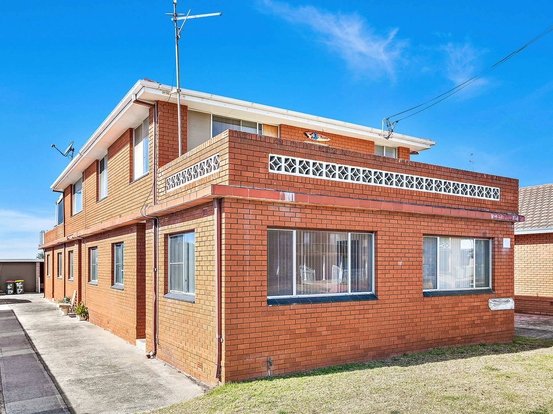 1 / 17 Osborne Parade, Warilla