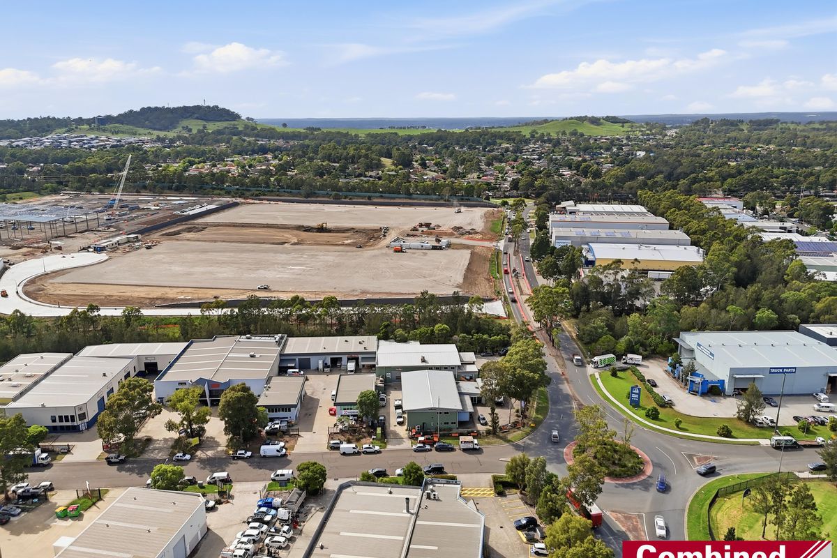 1 & 2 / 2 Samantha Place, Smeaton Grange