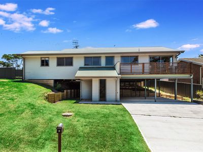 8 Weymouth Road, Lake Tabourie