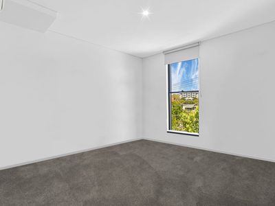 10 / 39 Clarence Road, Indooroopilly