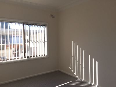 2 / 163 Windang Road, Windang