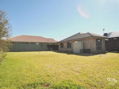 38 Shoalhaven Parkway, Dubbo