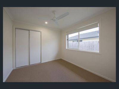 203 CEDAR ROAD, Redbank Plains