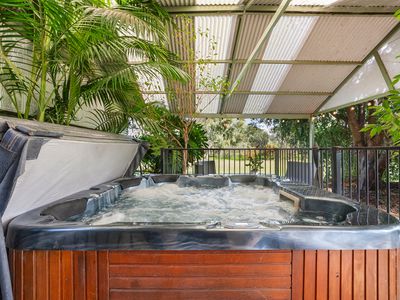 36 Beacham Road, Serpentine