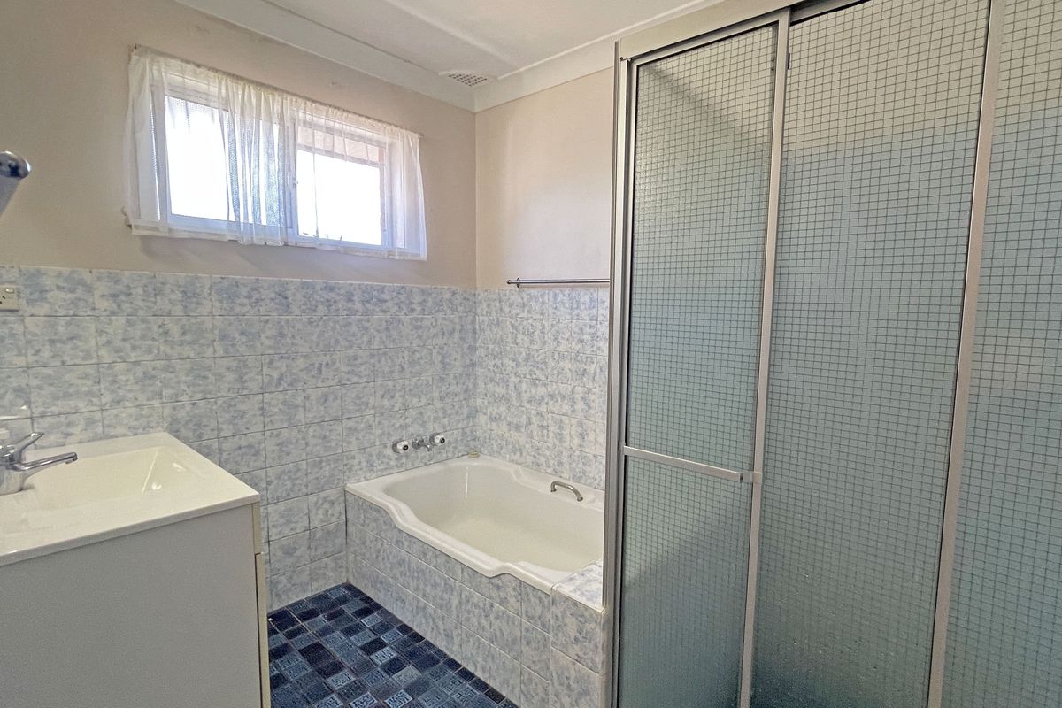 8 Hillcrest Avenue, Wingham