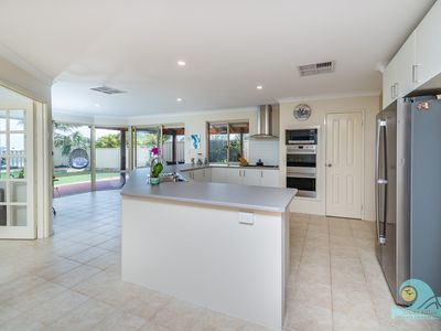 4 Teraglin Vista, Yanchep