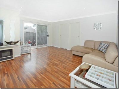 1 / 36 Wentworth Street, Oak Flats