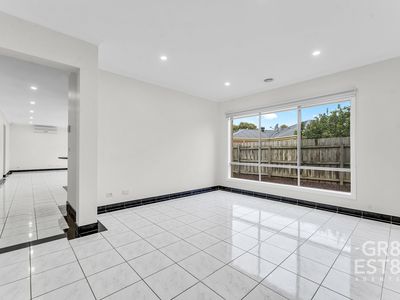 8 Butcher Court, Narre Warren South