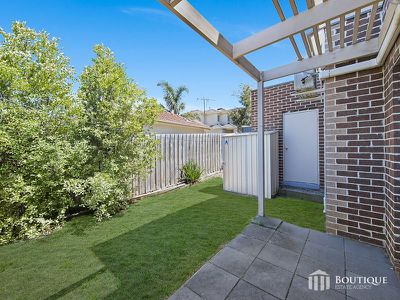 1 / 9 Goldlang Street, Dandenong