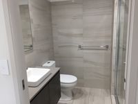 704  8 Hunt Street, Hamilton