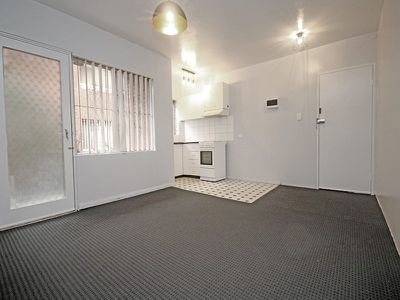 5 / 4 Shadforth Street, Wiley Park