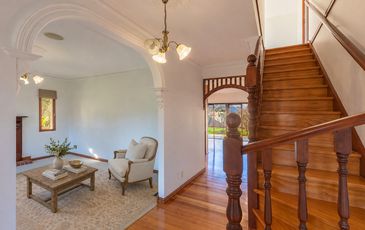 10 Alice Court, Officer
