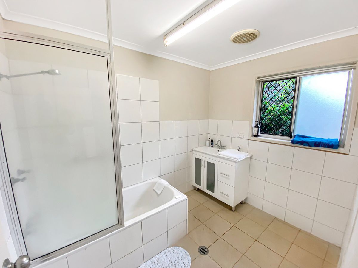 5 Larkin Close, Atherton
