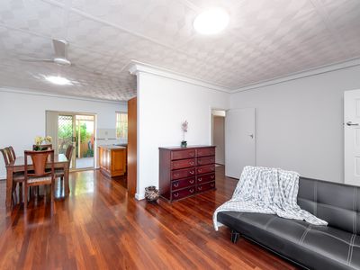 30 Camden Street, Dianella