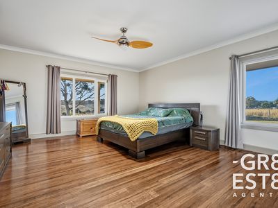 11 Horswood Road, Narre Warren North
