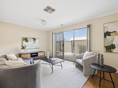 43 Billabong Crescent, Tarneit