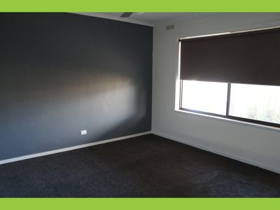 4 / 17 Stawell Road, Horsham