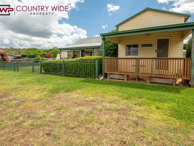 8 Abbott Street, Glen Innes