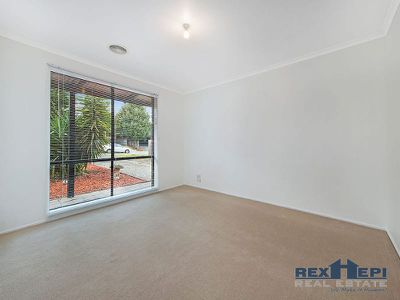 7 Edith Rise, Hampton Park