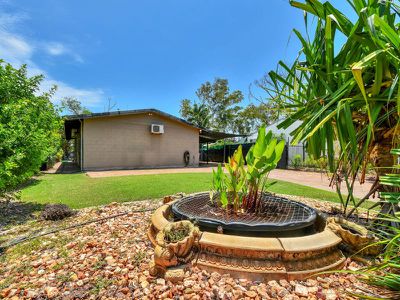 7 Muckaninnie Court, Moulden