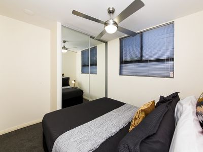 12 / 33 Windsor Street, Perth