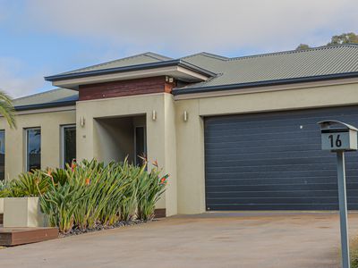 16 Thomas Drive, Marong