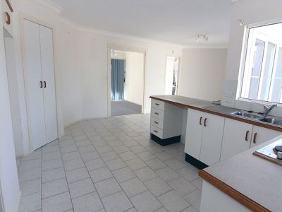 2 / 48 Kenrose Street, Forster