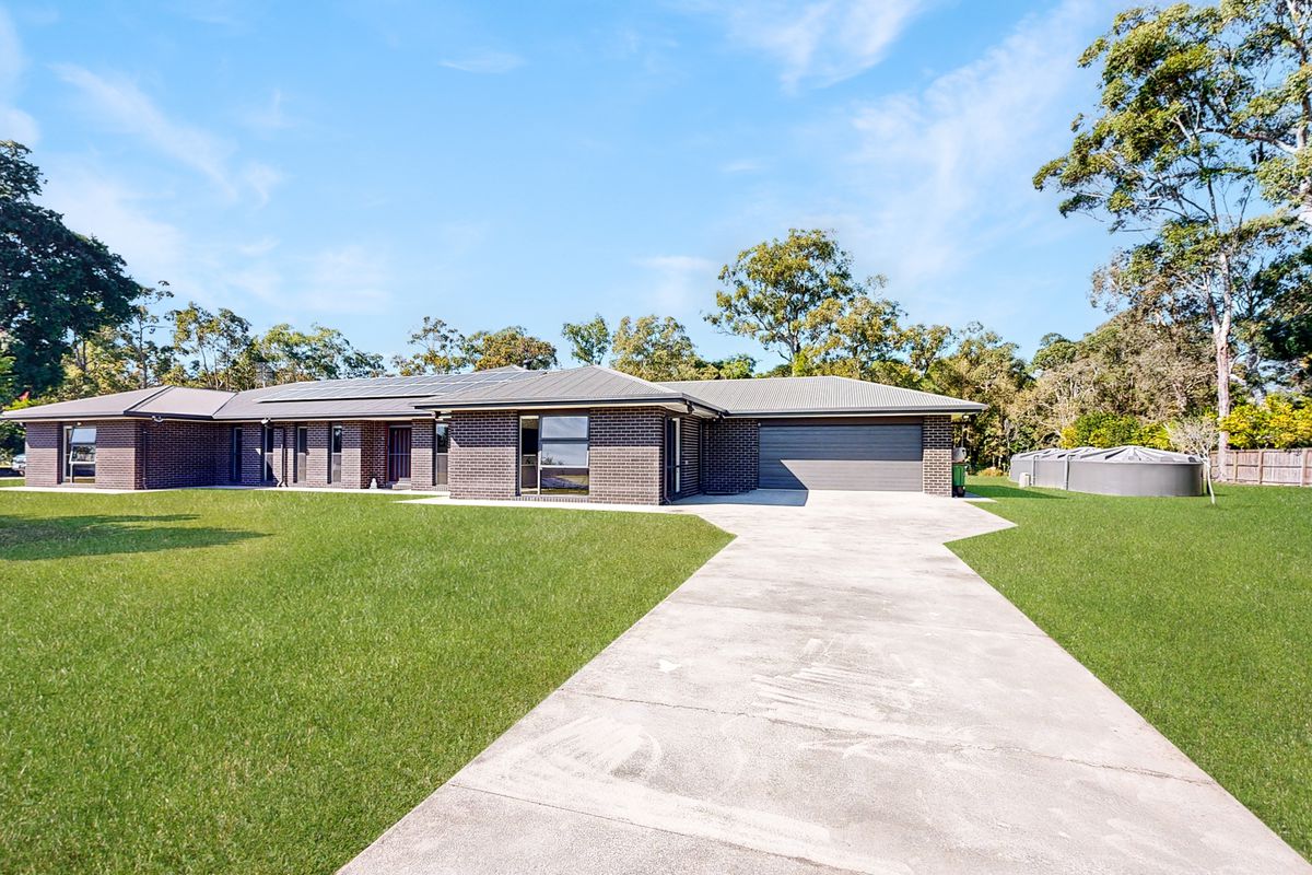 104 Devonstone Drive, Cooroibah