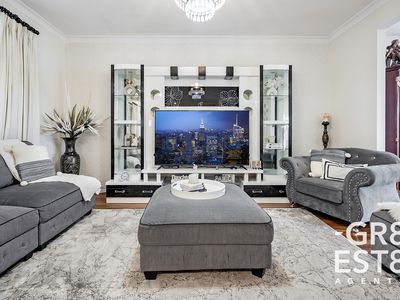 92 Hutchinson Drive, Lynbrook