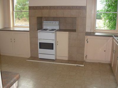 1-100 Bay Road, Allendale East