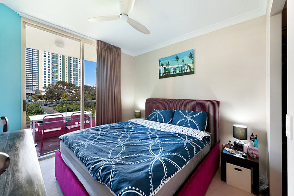 328 / 1 Paradise Island, Surfers Paradise