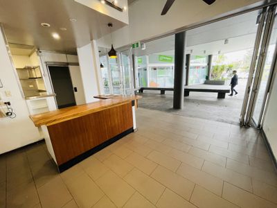 Shop 1C / 82-84 Marine Pde , Southport