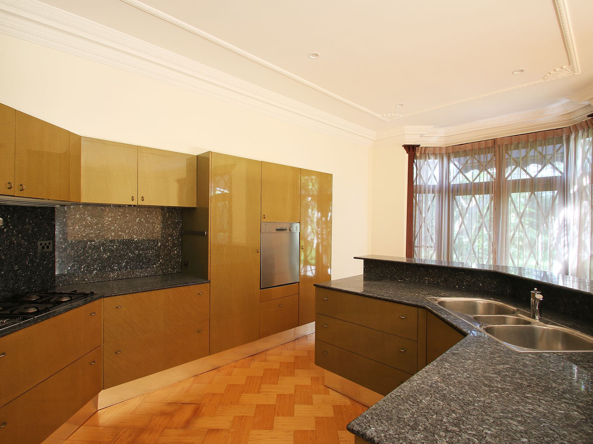 64 Mooramie Avenue, Kensington