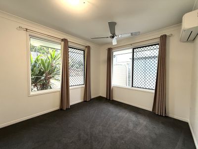 2 Eucalyptus Place, Kirkwood