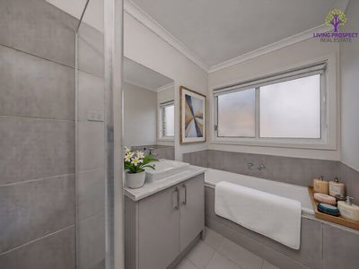 10 Myoora Street, Werribee