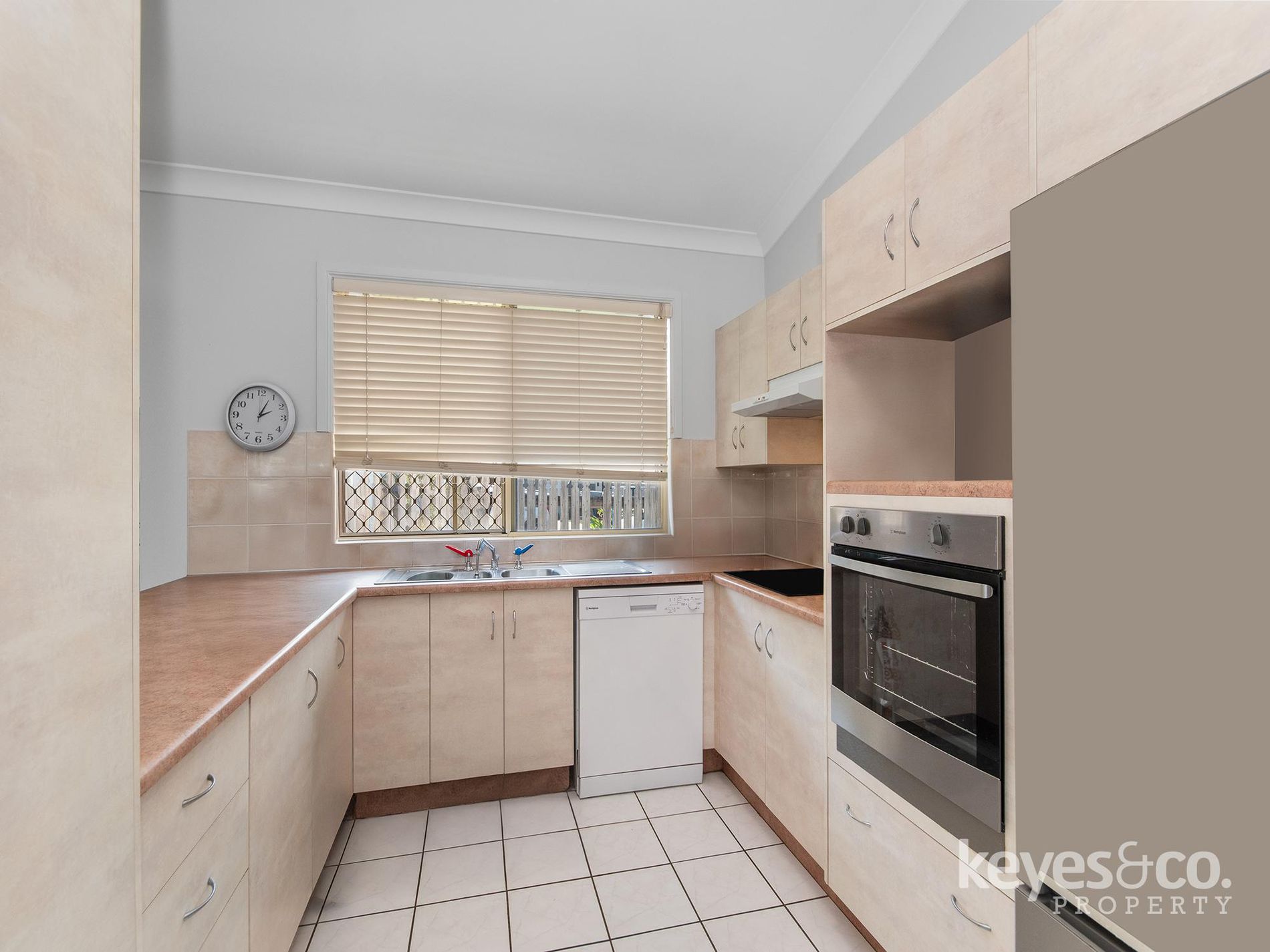 7 Niall Court, Annandale