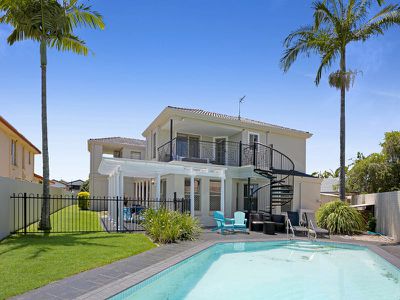 11 Antigua Way, Clear Island Waters