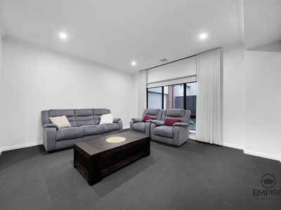 56 Carnelian Circuit, Clyde North