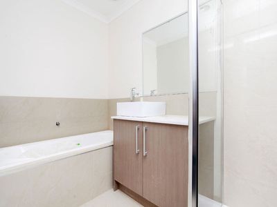 13A Ivan Crescent, Hampton Park