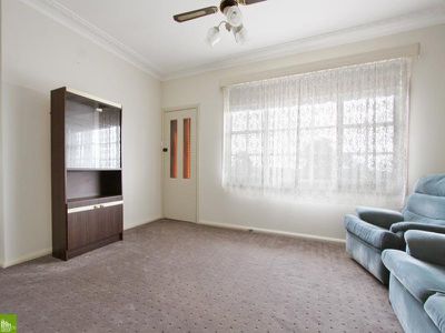 8 Claremont Ave, Lake Heights