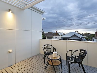 9b Collins Street, Geelong West