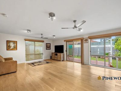 12 Savannah Crescent, Epping