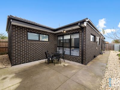 2 / 17 Harmer Road, Hallam
