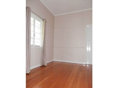 54 Clifton Street, Booval