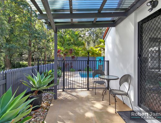 UNIQUE DUAL LIVING AT ITS BEST image 30