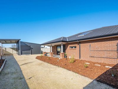 9 Iluka Drive, Shepparton North