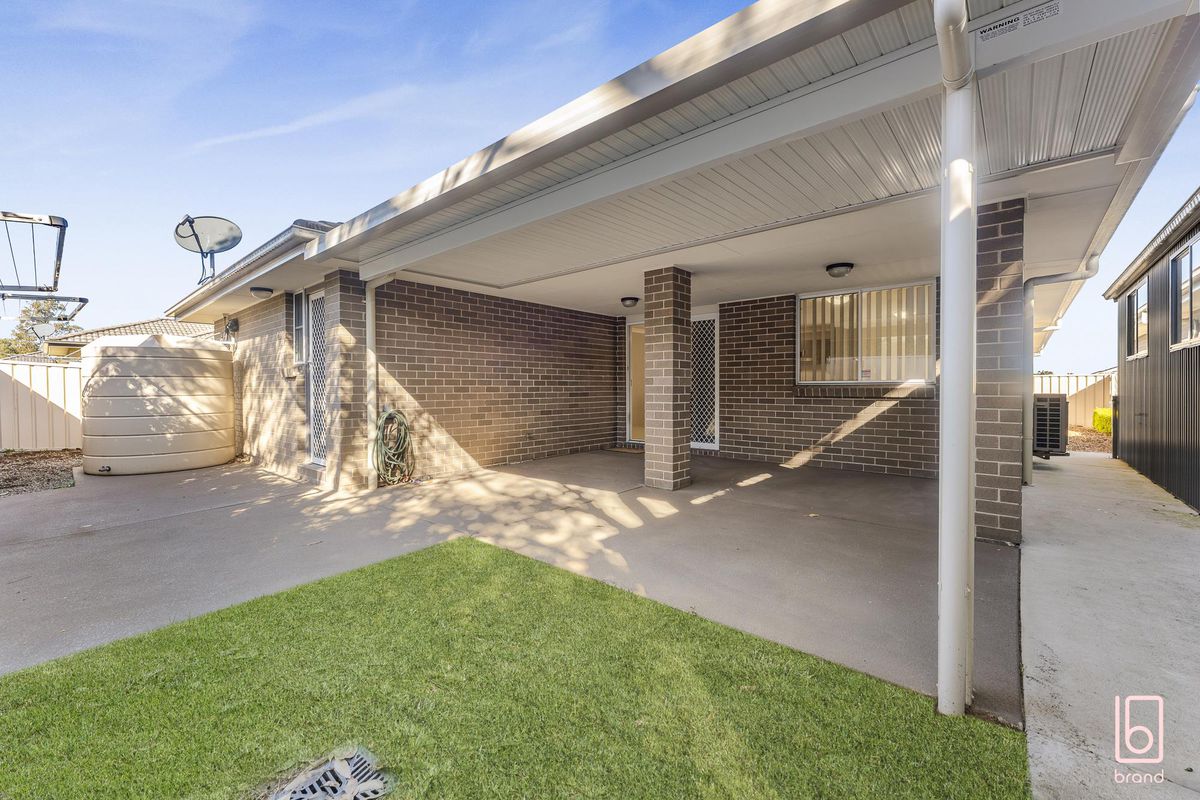 38 Primrose Drive, Hamlyn Terrace